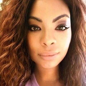 Meet your Posher, Posh